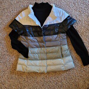 Puffer Vest, Short Sleeve, Full Zip    Size Small